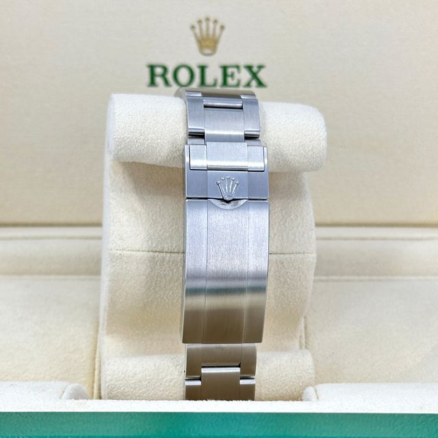 Rolex Submariner 124060 Image 4